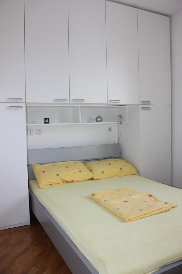 Apartments Jtv Simuni Kolan Exterior photo