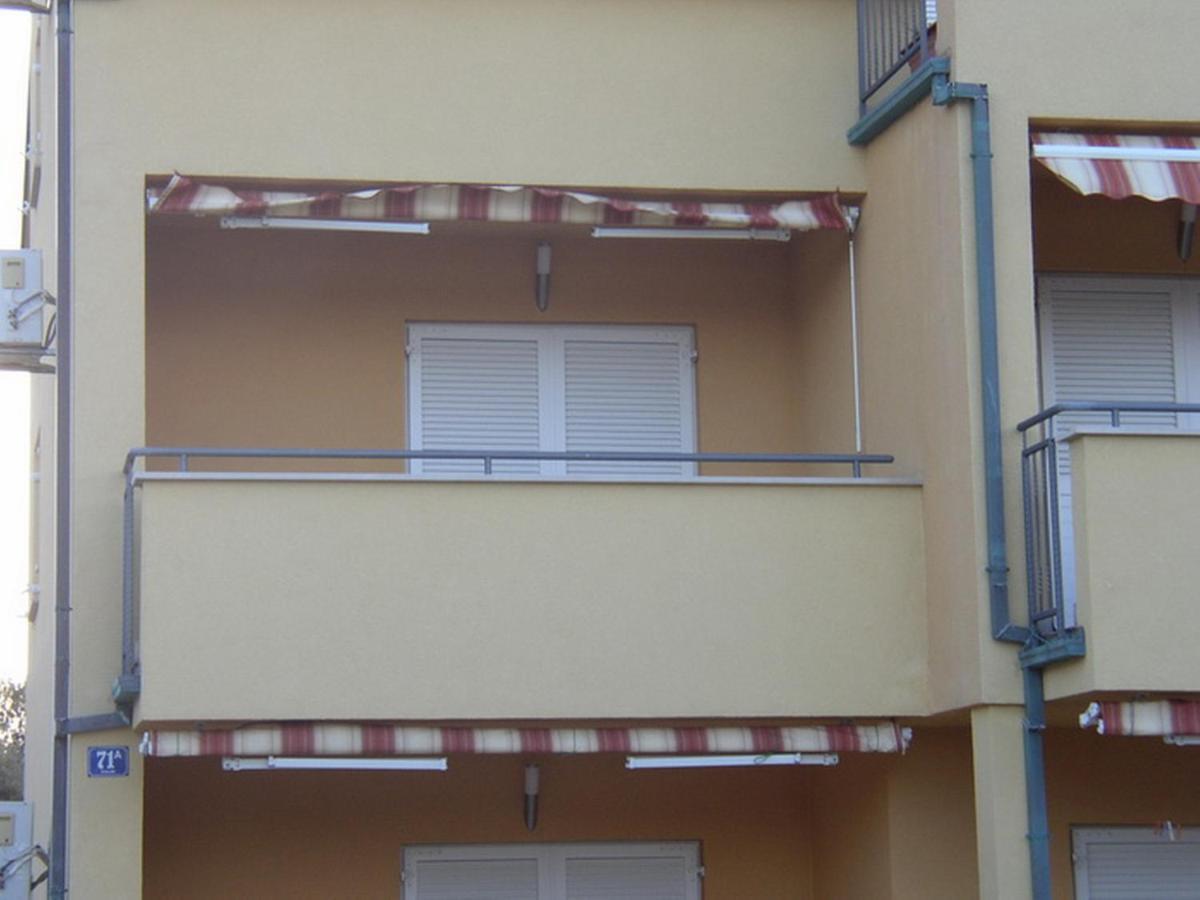 Apartments Jtv Simuni Kolan Exterior photo